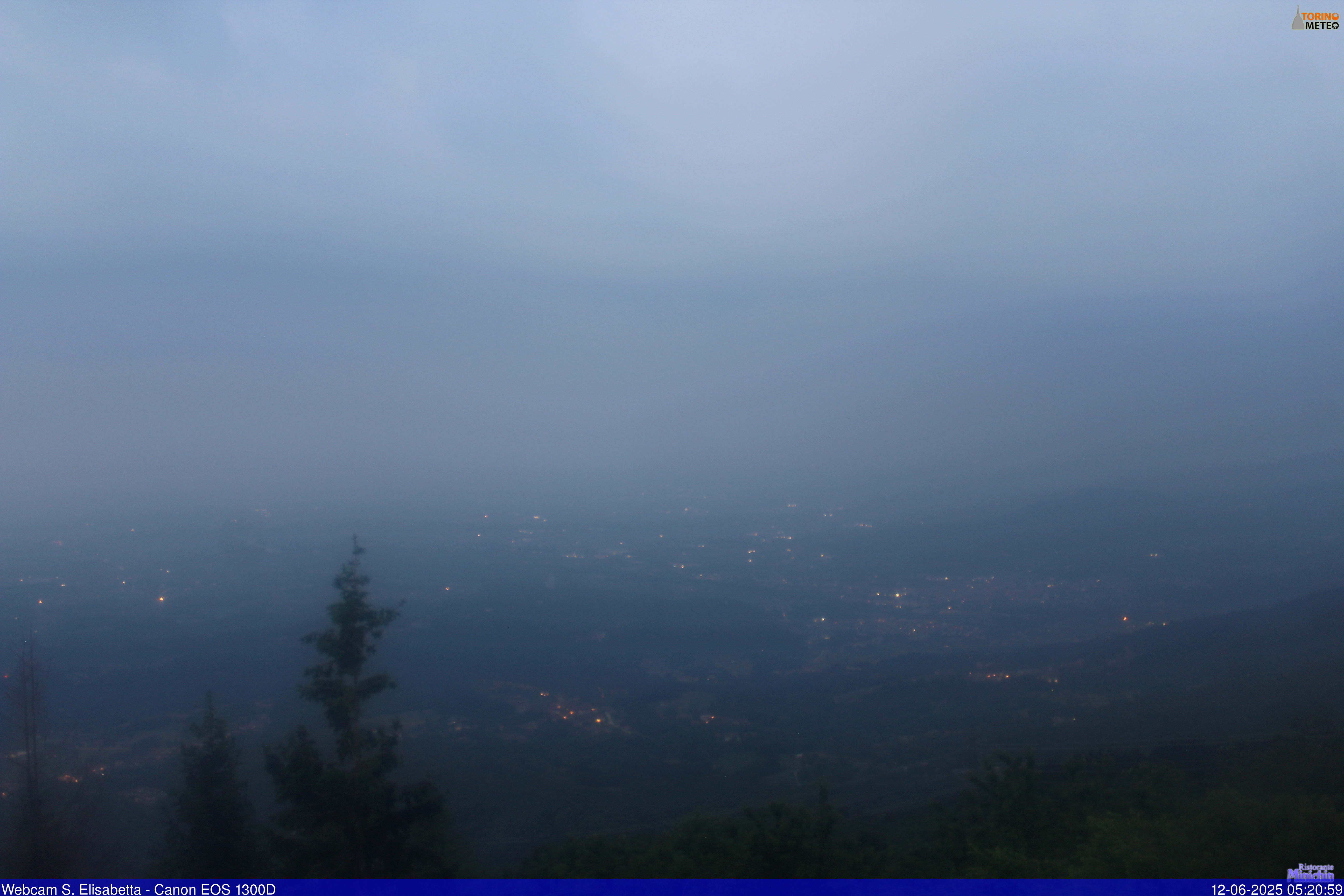 immagine della webcam nei dintorni di Ronco Canavese: webcam Colleretto Castelnuovo