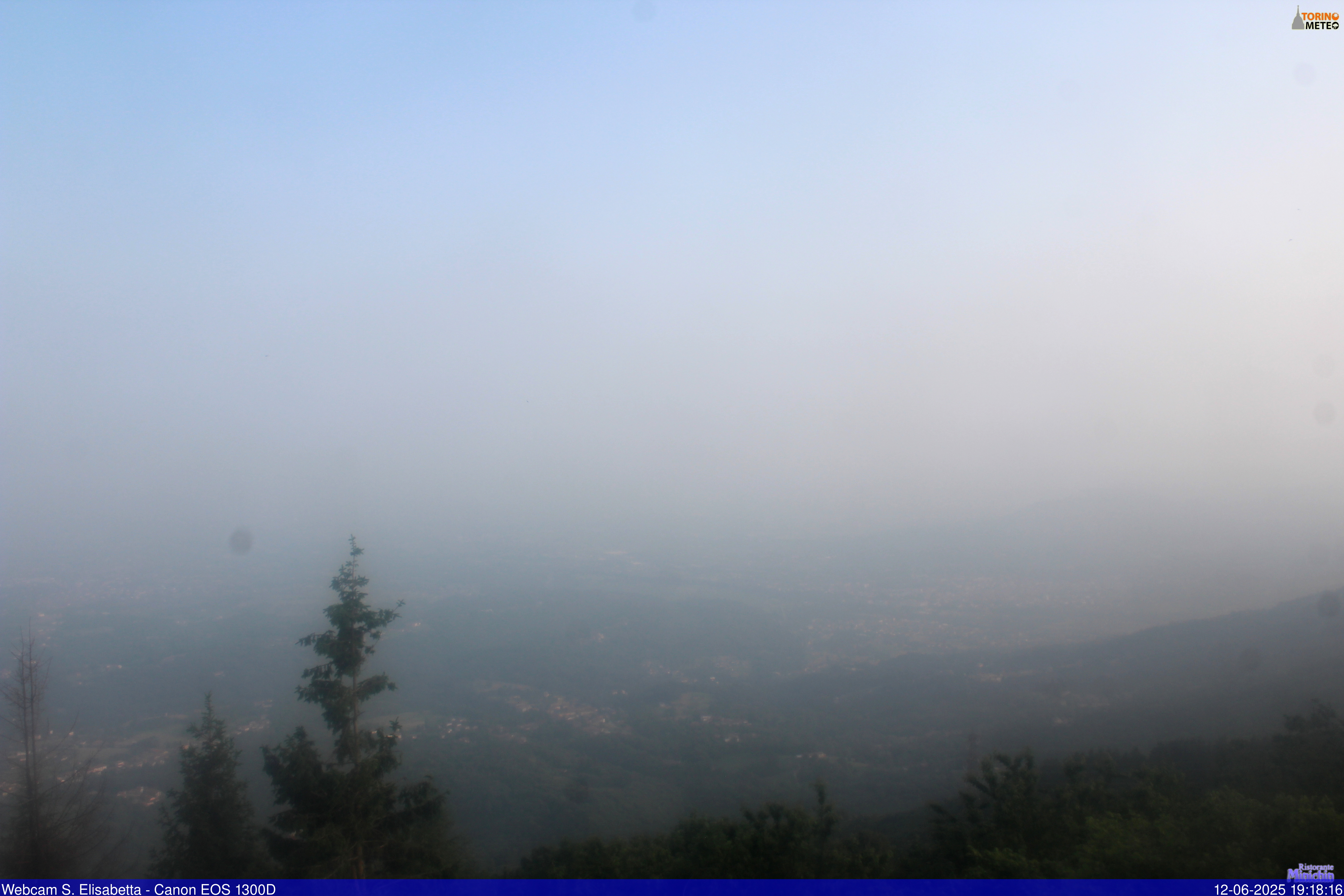 immagine della webcam nei dintorni di Pertusio: webcam Colleretto Castelnuovo
