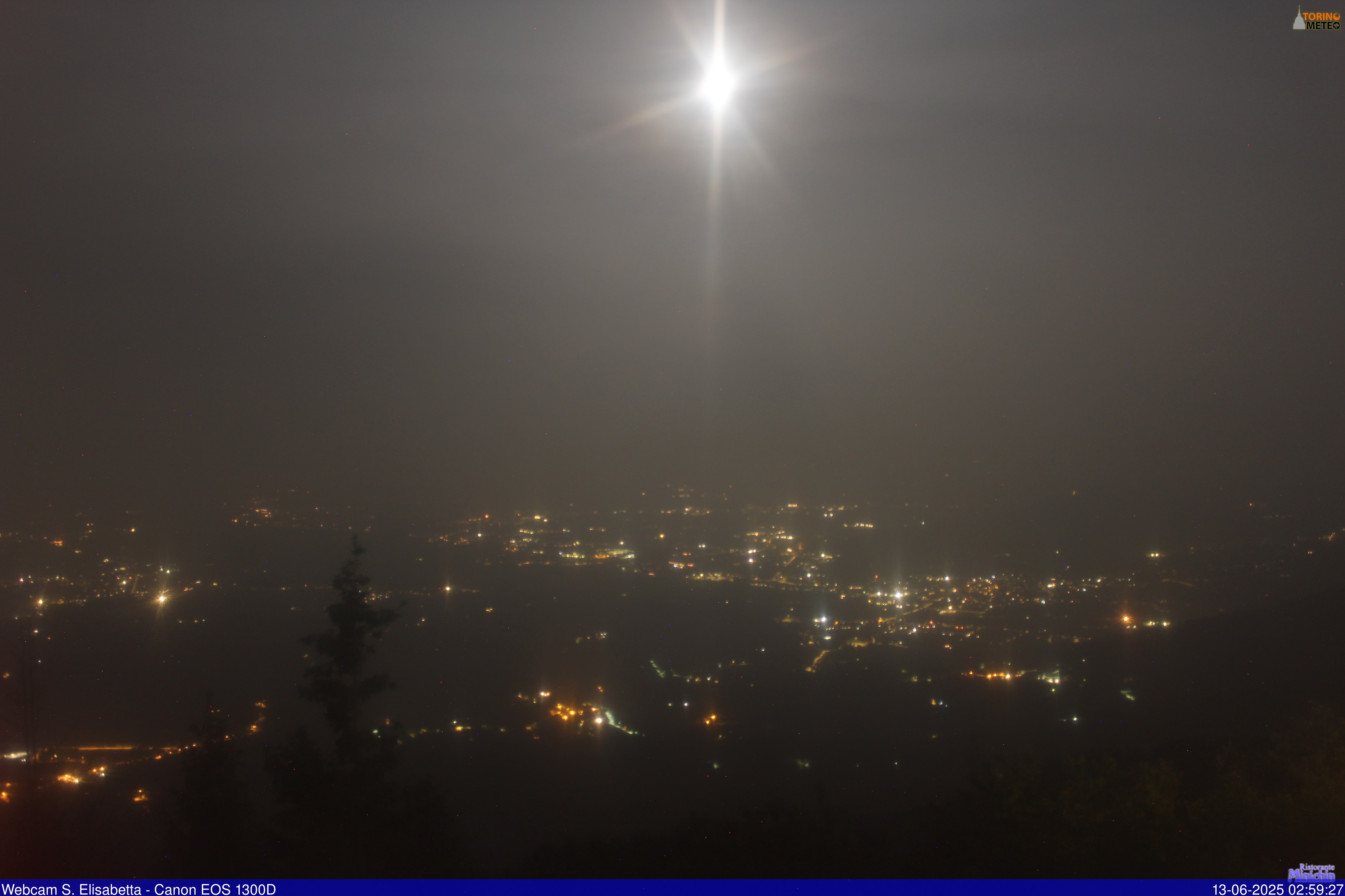 immagine della webcam nei dintorni di Ronco Canavese: webcam Colleretto Castelnuovo