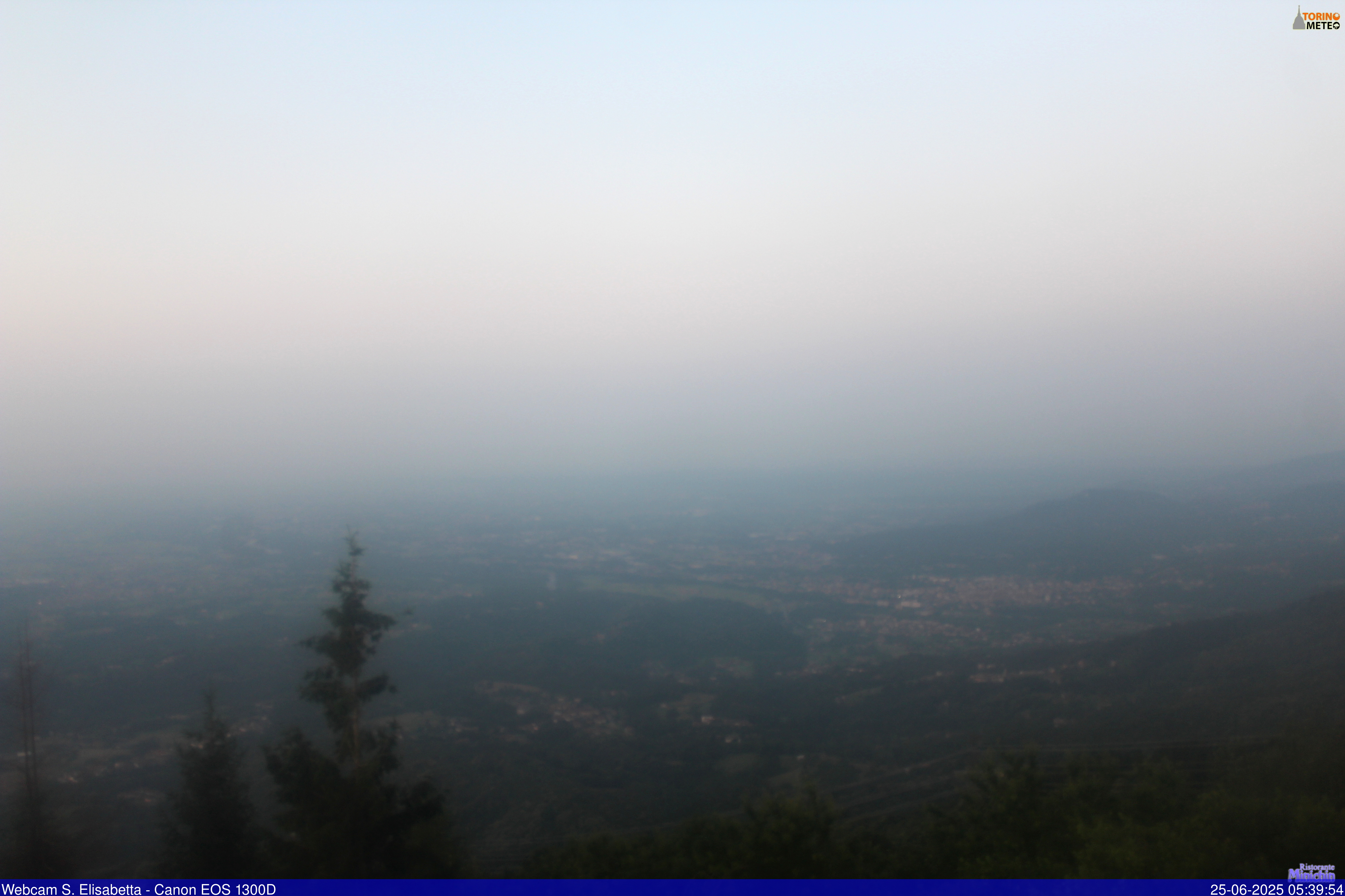 immagine della webcam nei dintorni di Cuorgnè: webcam Colleretto Castelnuovo