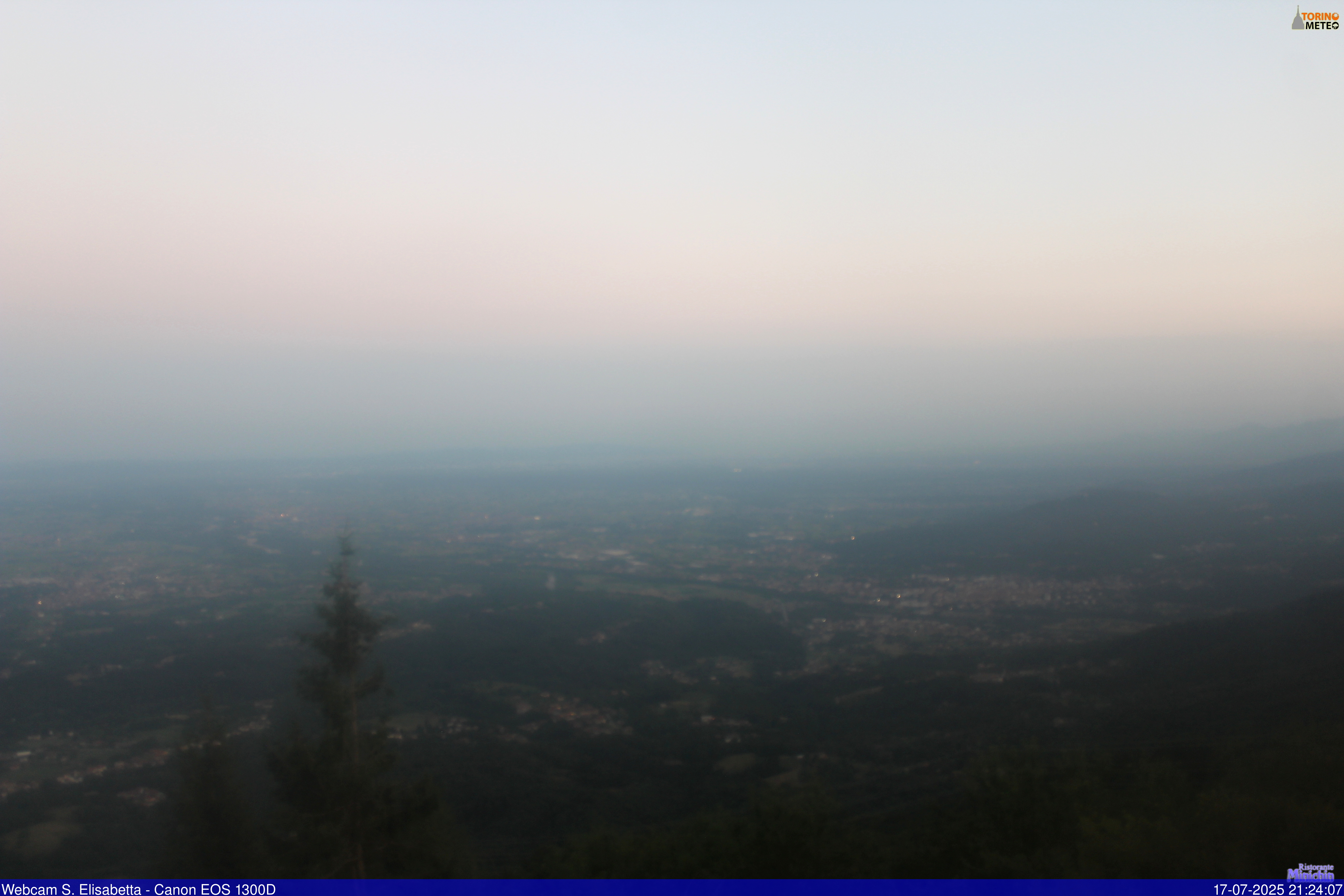immagine della webcam nei dintorni di Traversella: webcam Colleretto Castelnuovo