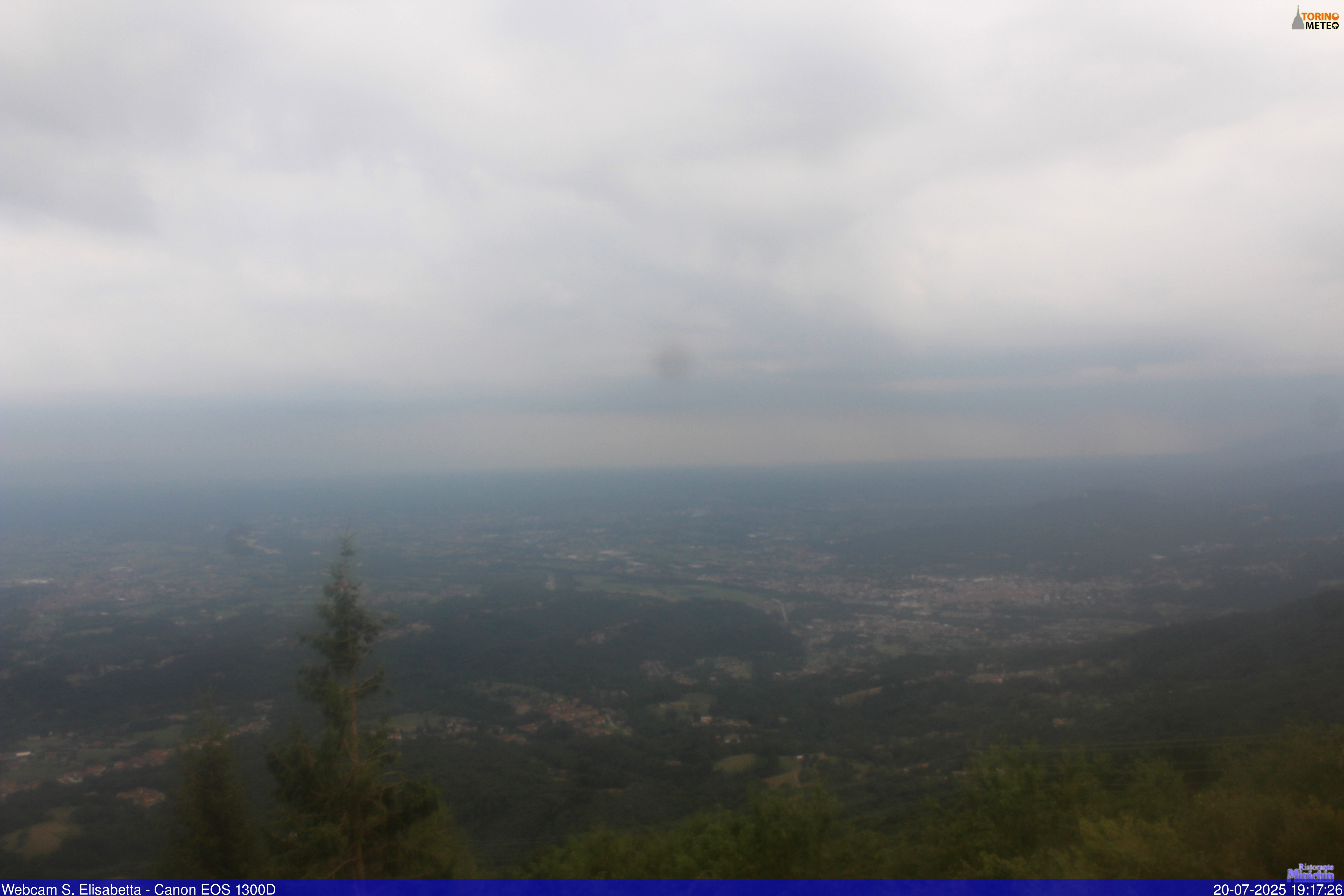 immagine della webcam nei dintorni di Palit Valchiusella: webcam Colleretto Castelnuovo