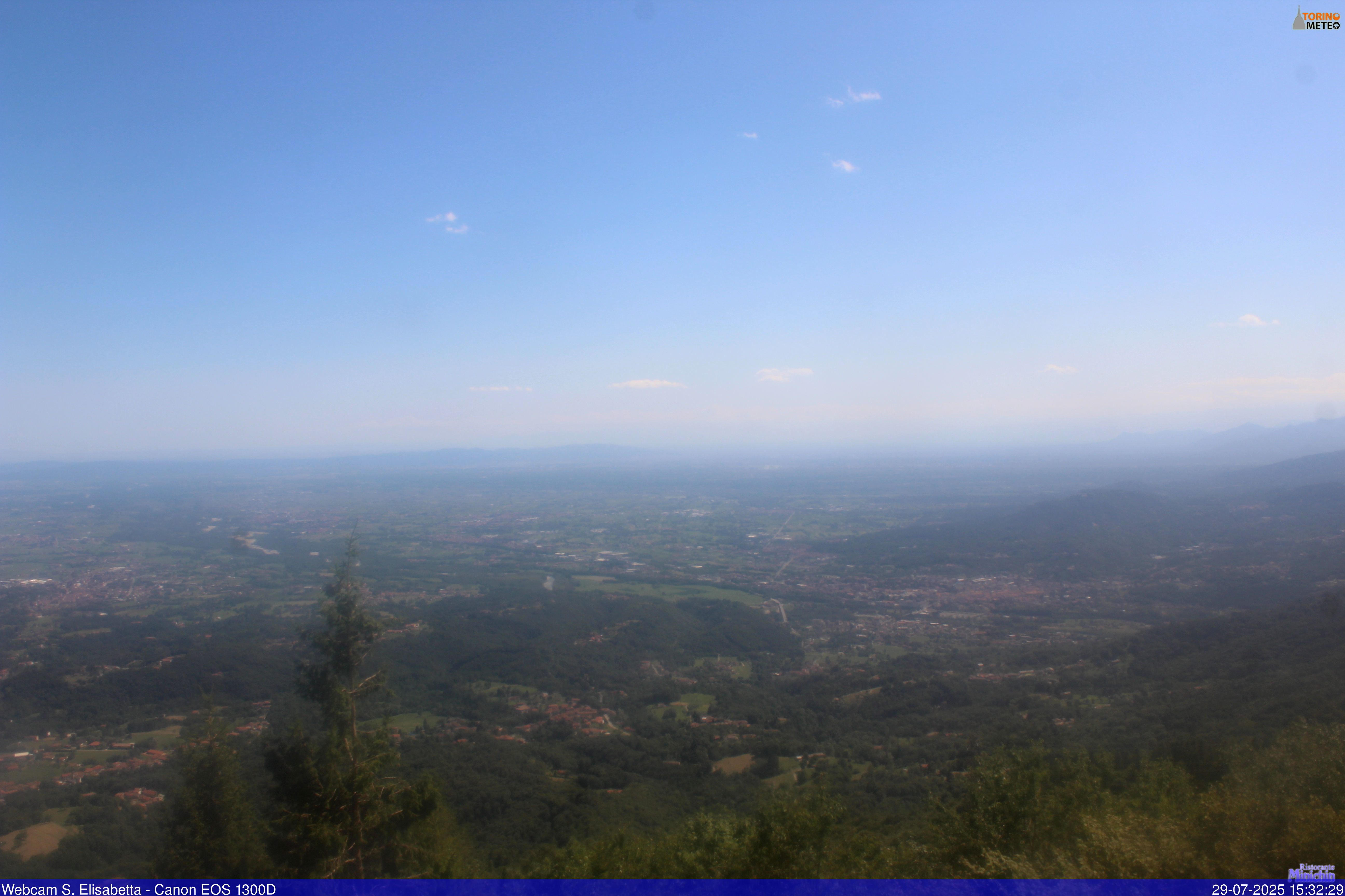 immagine della webcam nei dintorni di Forno Canavese: webcam Colleretto Castelnuovo