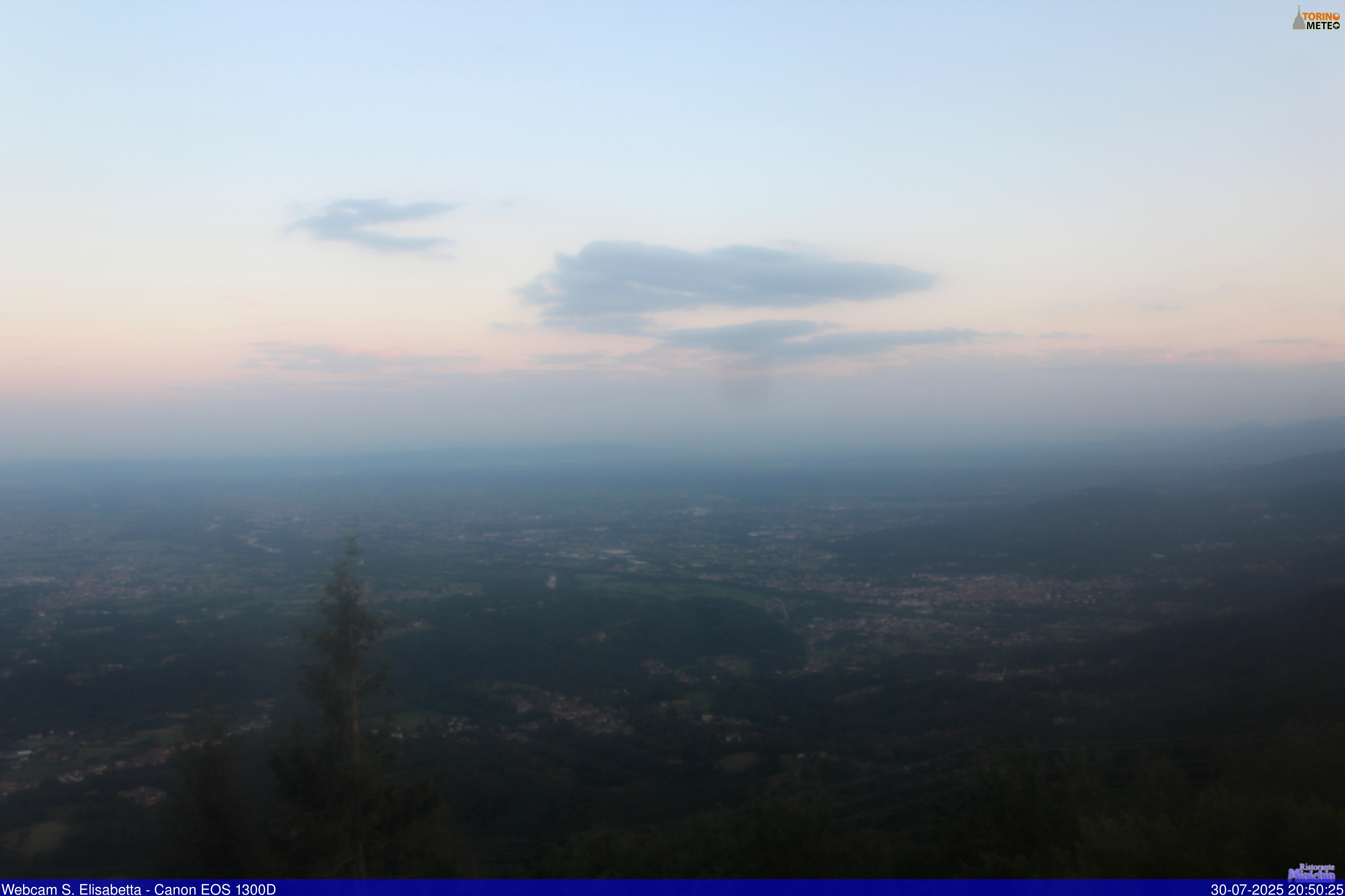 immagine della webcam nei dintorni di Castelnuovo Nigra: webcam Colleretto Castelnuovo